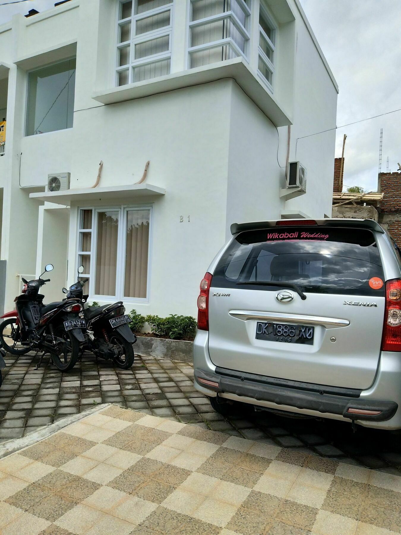 Wika Bali Beach House Jimbaran Exteriör bild